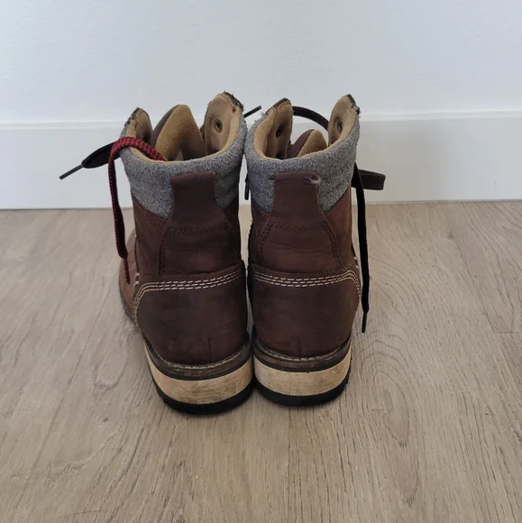 Kodiak Surrey II Boots - Picture 3 of 8